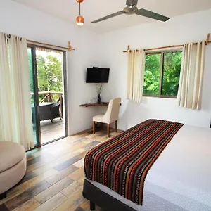 https://suites-pancho-villas-bacalar.quintano-roohotels.com