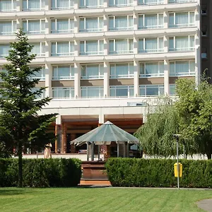 https://ramada-parc.bucharesthotelsnow.com